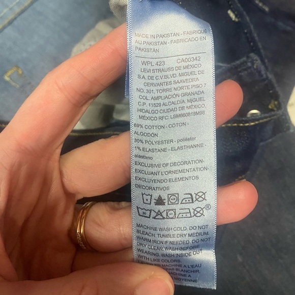 NWT Signature By Levi Strauss Curvy Skinny Ankle Jeans Size 16 Short - Picture 4 of 6